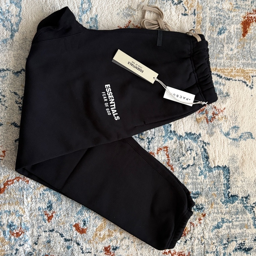 Essentials Fear of god Sweatpants black Drawstring size M - Picture 5 of 6